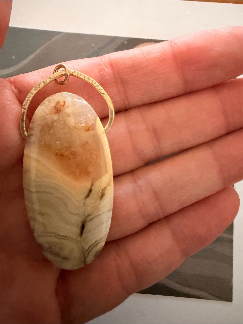 Beige and Gold GF Agate Pendant Necklace
